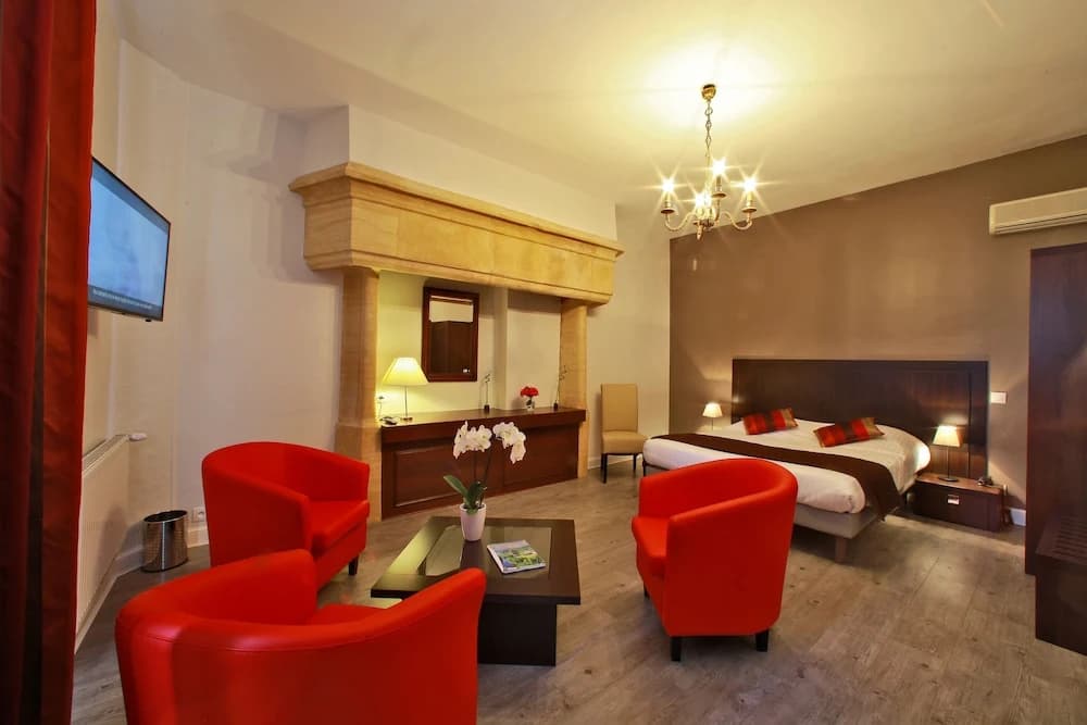 Hotel Restaurant La Hoirie - Photo 3