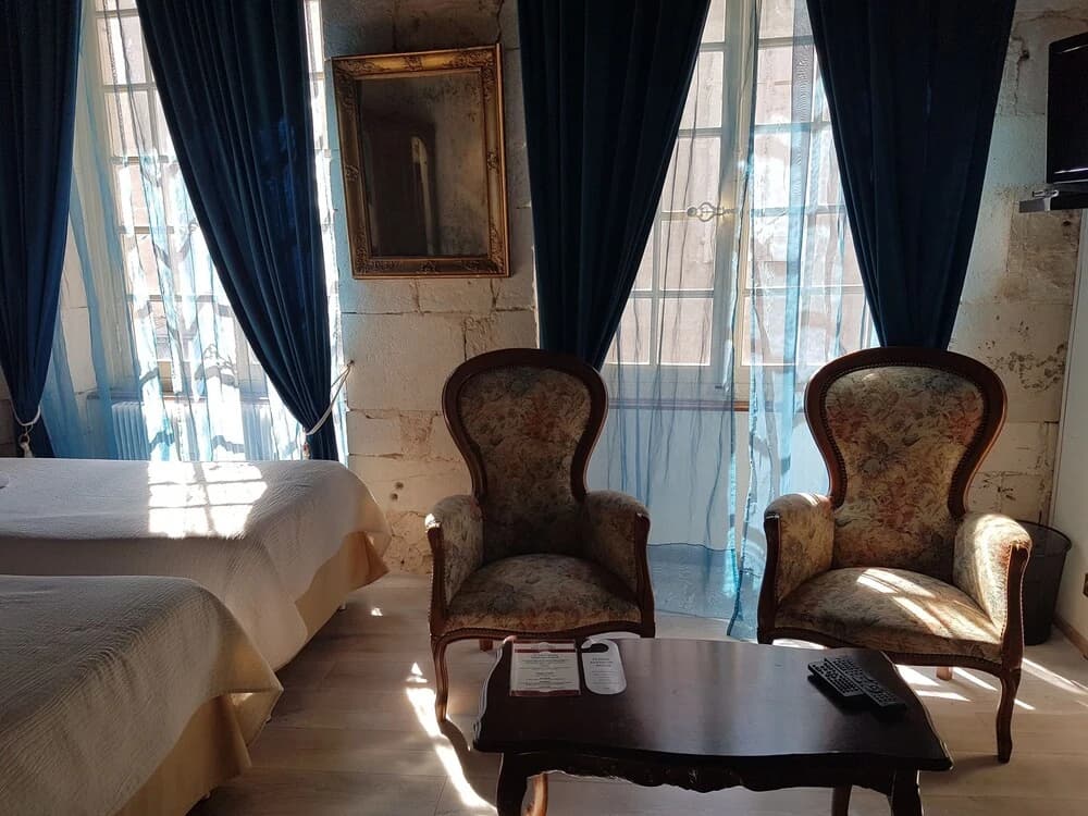 Hotel Restaurant Henri IV - Photo 5