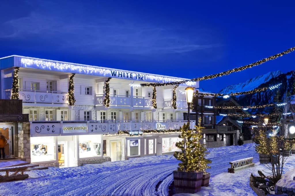 White 1921 Courchevel - Photo 1