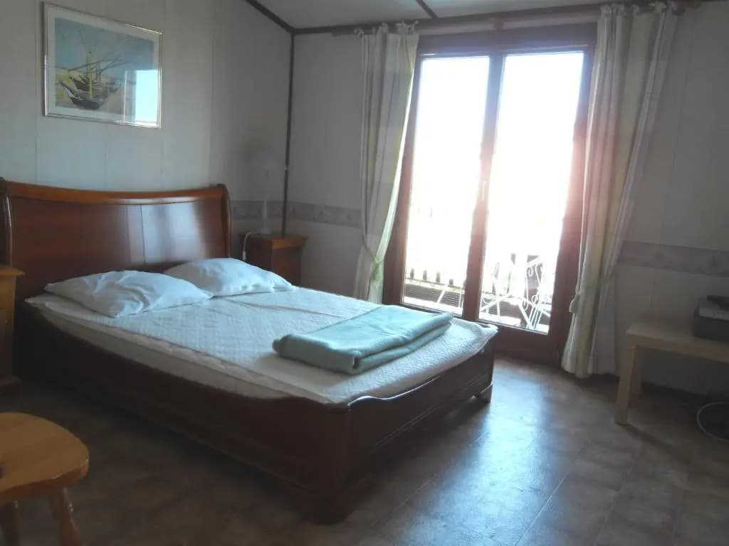 Domaine de vacances à 600m de la plage villa climatisée 3 chambres 7 couchages terrasse WIFI animations et piscines en sup...