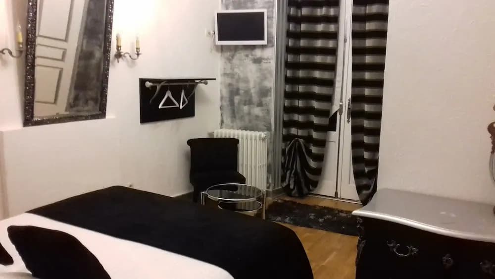 Hôtel de l'Ecu - Photo 5
