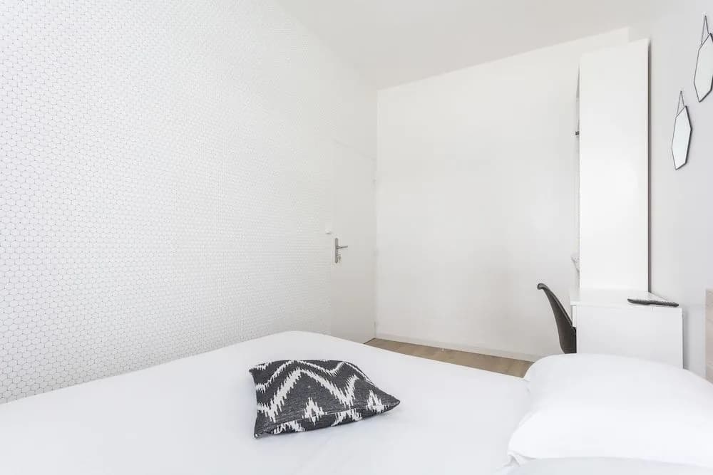 Coeur Urbain Bedrooms - Centre Gare - Miniature 6