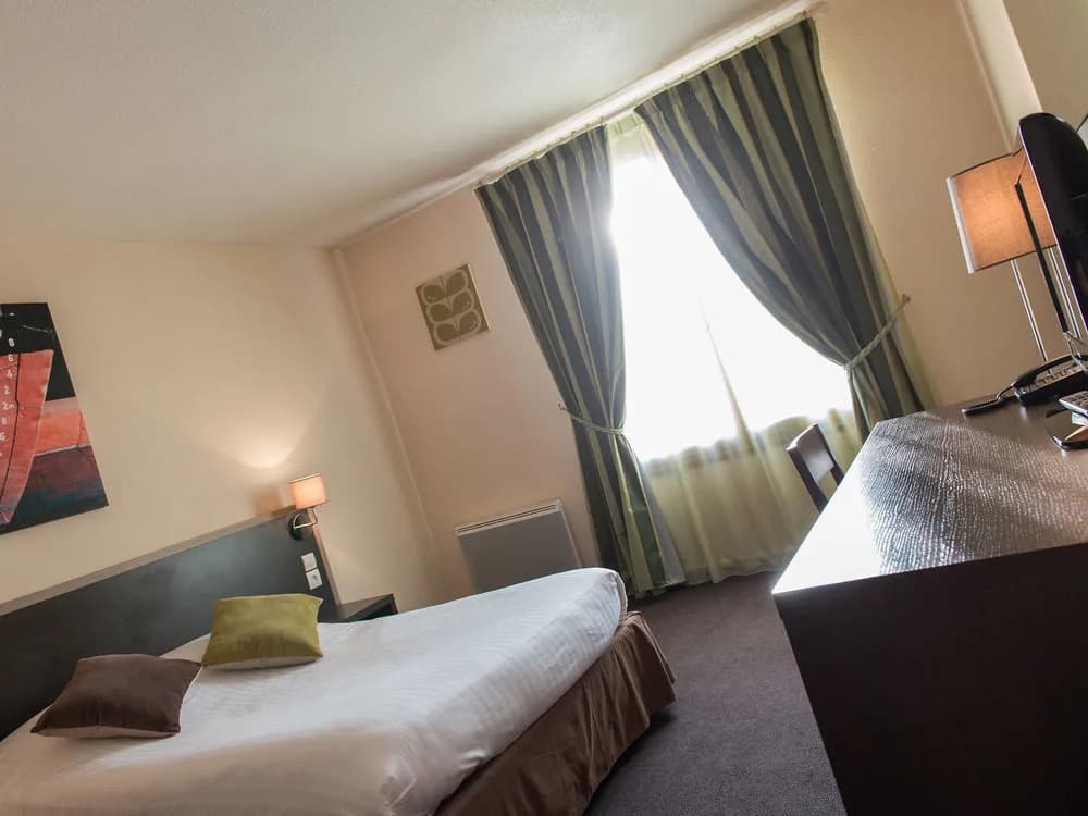 Best Western Auberge De La Foresterie - Photo 4