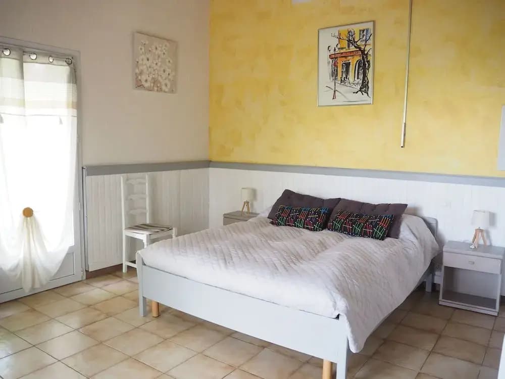 Chalet by Mont Ventoux With Stunning Views - Photo 3