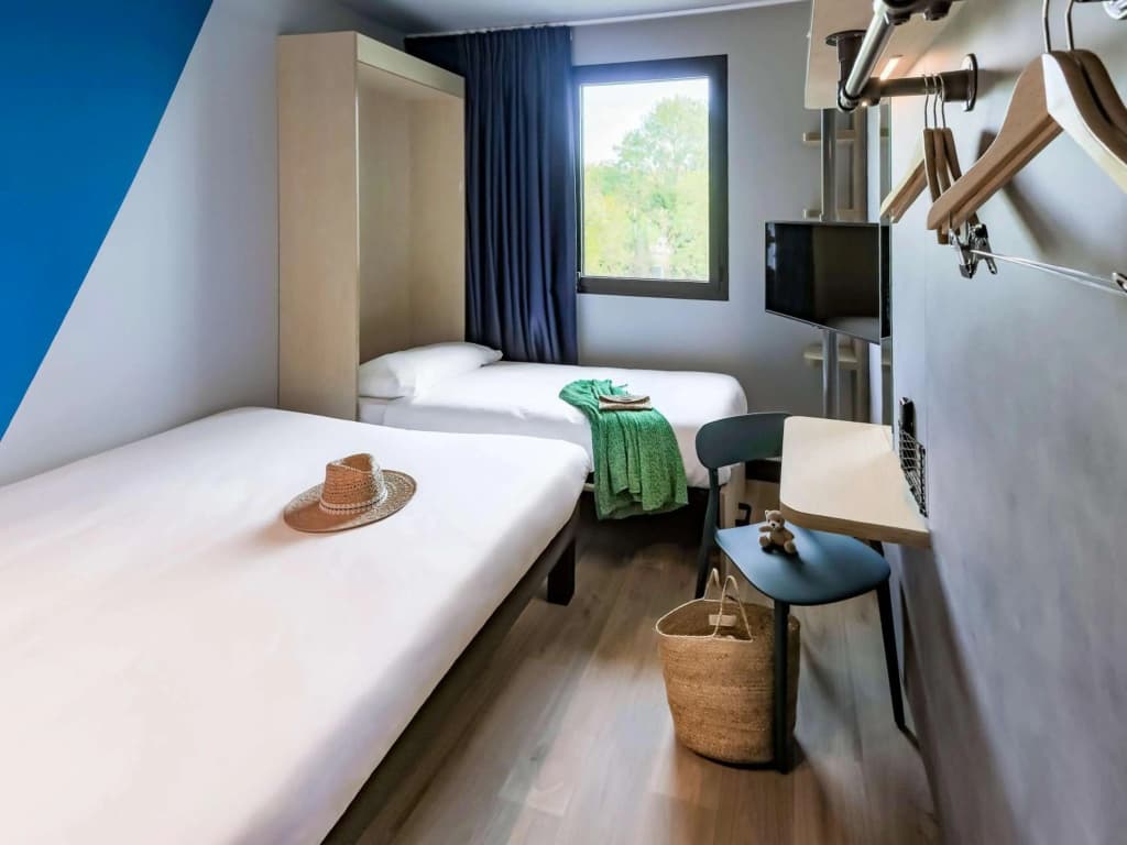 ibis Budget La Rochelle Centre Gare - Photo 4