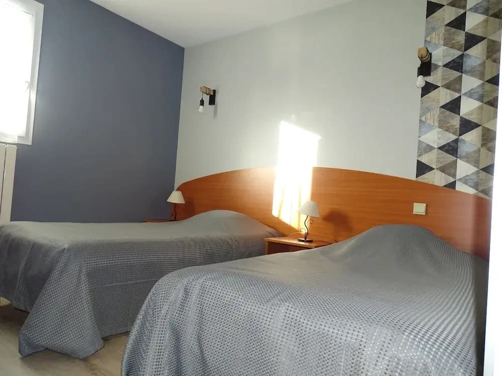 Hotel Les Trois Marchands - Photo 4
