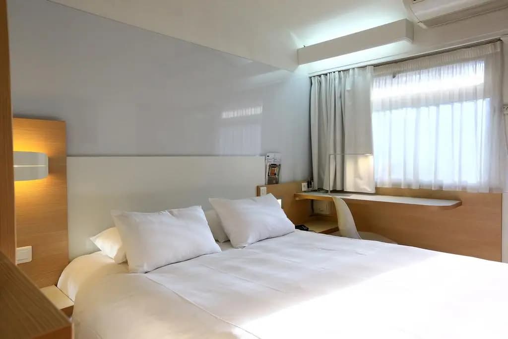Hotel ibis Styles Aix en Provence Mas des Oliviers - Miniature 6