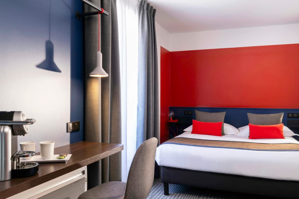 Hôtel Le Bugatti - Photo 3
