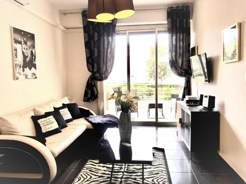 Cannes la Croisette, Baoli 4 beds, balcony,parking - Photo 3
