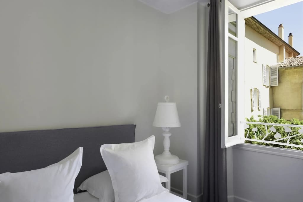 White 1921 Saint-Tropez - Photo 5