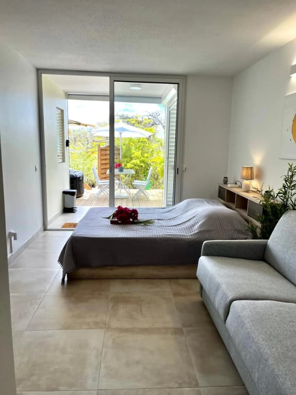 NOUVEAU studio chaleureux avec jacuzzi privé & piscine - Photo 4