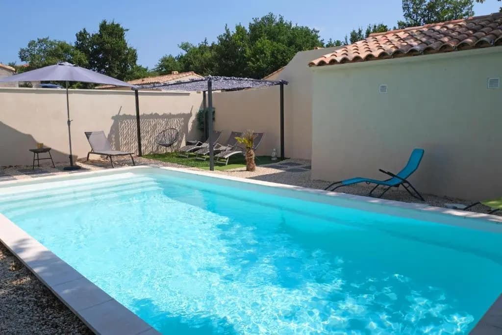 Maison Familiale Avec Piscine Privée Et Sécurisée Située À Caumont Sur Durance Dans Le Vaucluse Pour 6 Personnes Ls6-341 A...