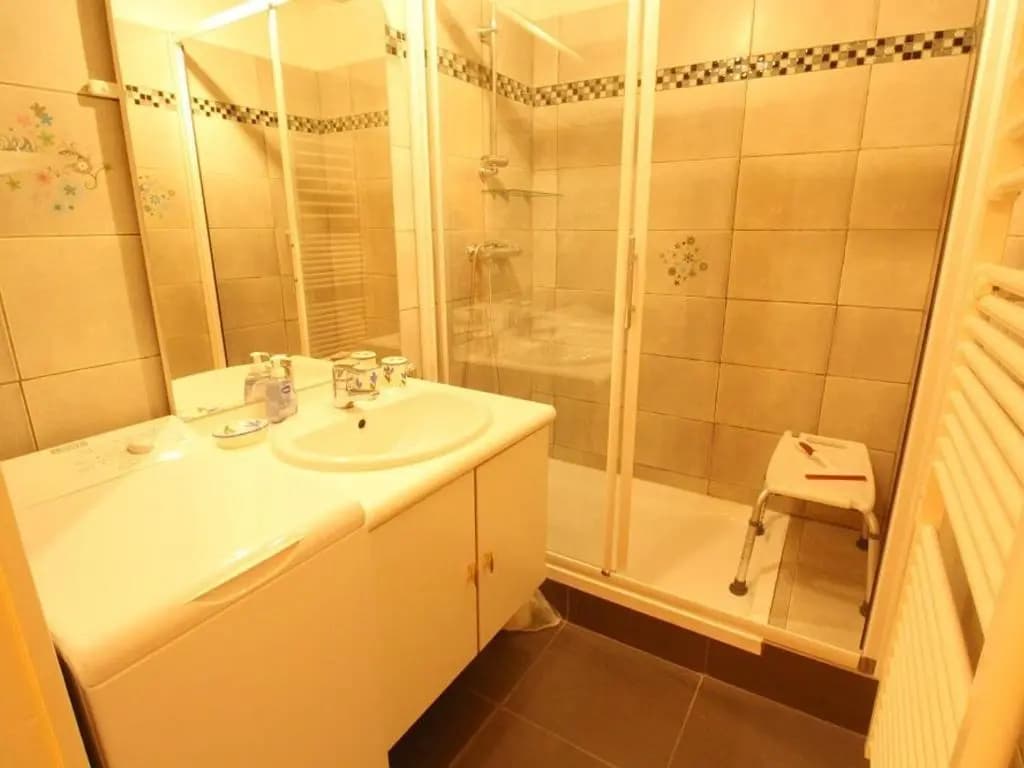 Appartement Bagnères-de-Luchon, 2 pièces, 4 personnes - FR-1-313-195 - Miniature 7