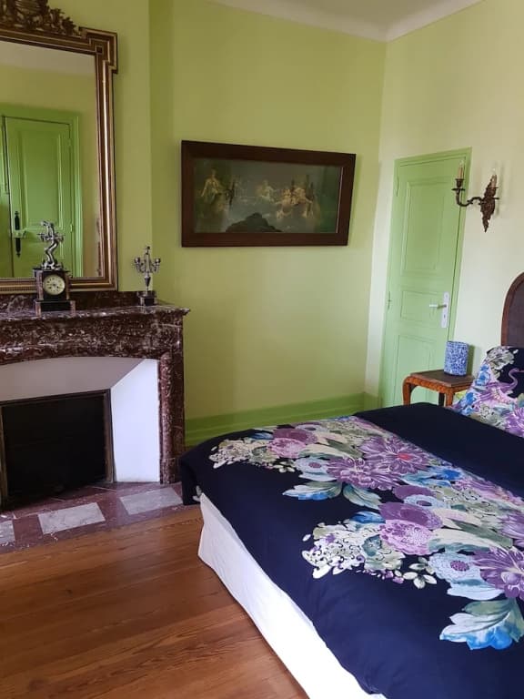 Chez Louise - Miniature 6
