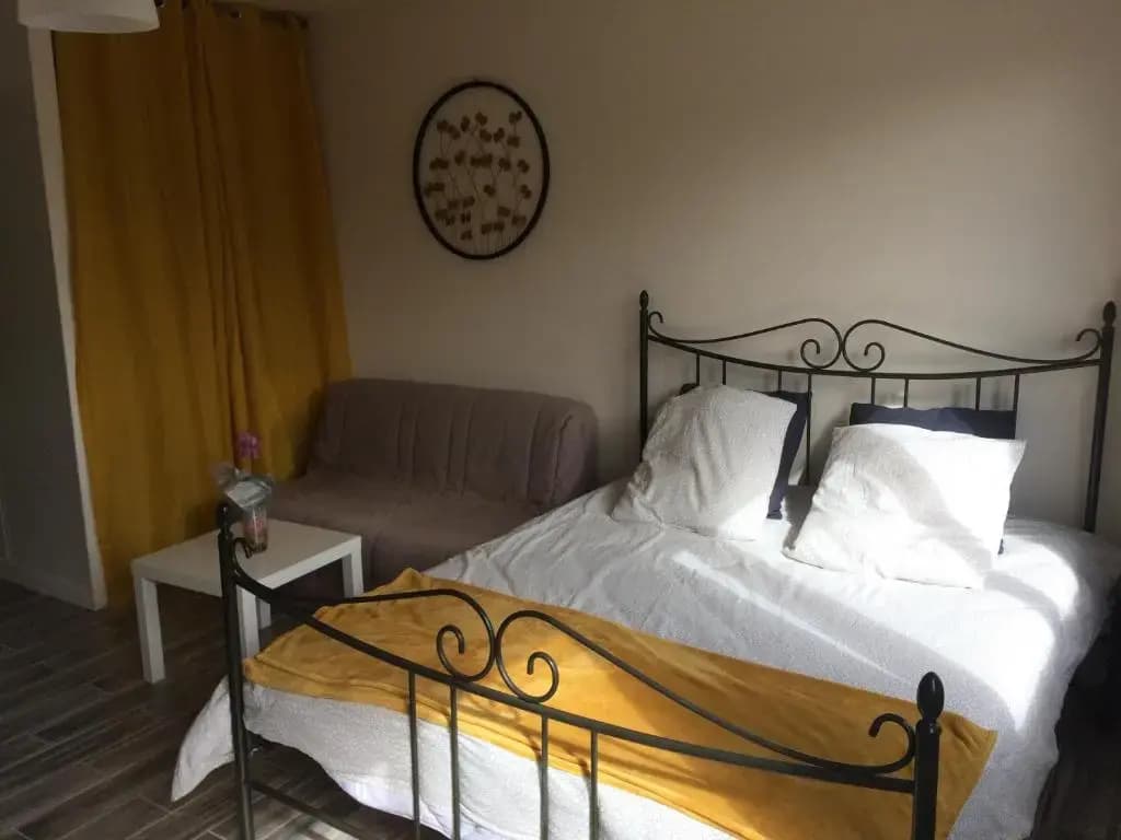 studio meublé, centre-ville - Photo 2