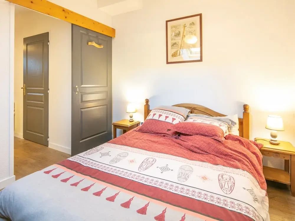 Apartment in Saint-sorlin Near Ski Slopes - Photo 3