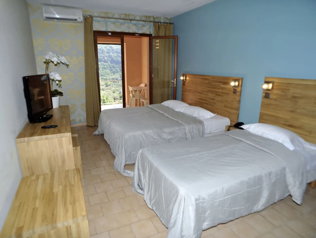 Hotel le Lonca - Photo 2
