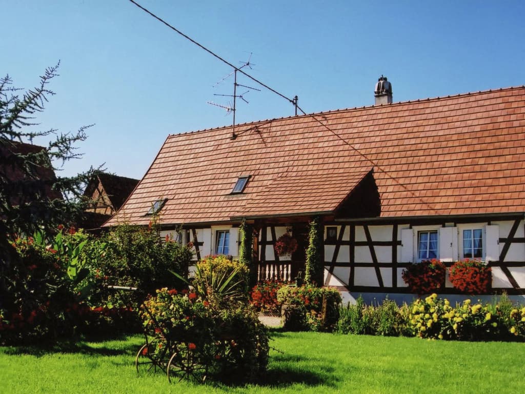 Cozy Holiday Home in Schleithal with Garden - Photo 2