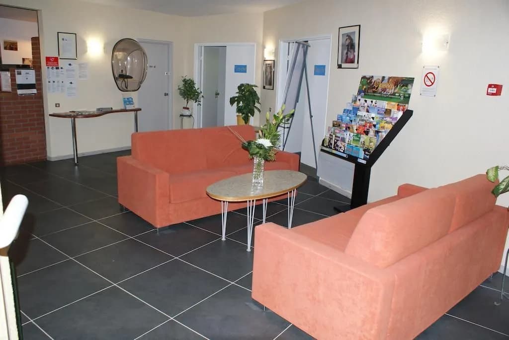 Logis Cottage Hotel Calais - Photo 2