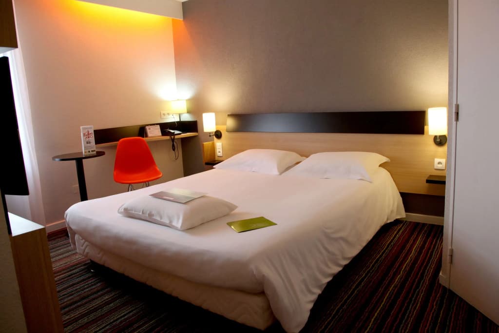Hotel Kyriad Tours Sud - Chambray lès Tours - Photo 3