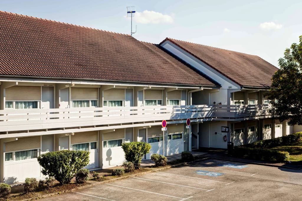 Hotel Campanile Chalon Sur Saone - Photo 1
