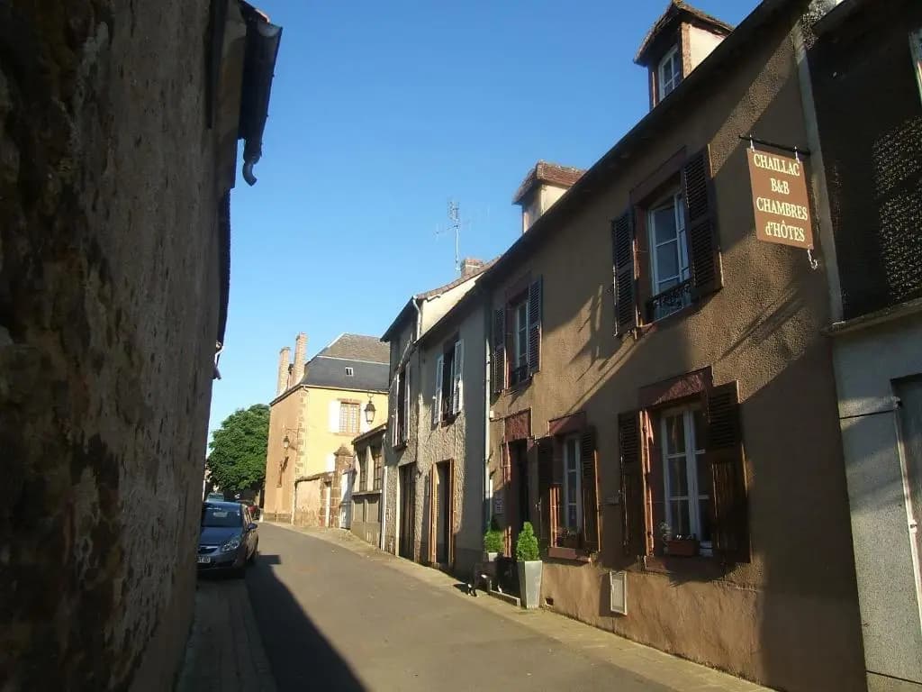 Chaillac Bed & Breakfast - Photo 1