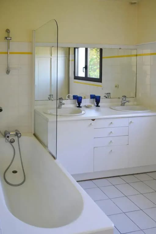 Villa in Plougasnou With Stunning Sea Views - Miniature 8