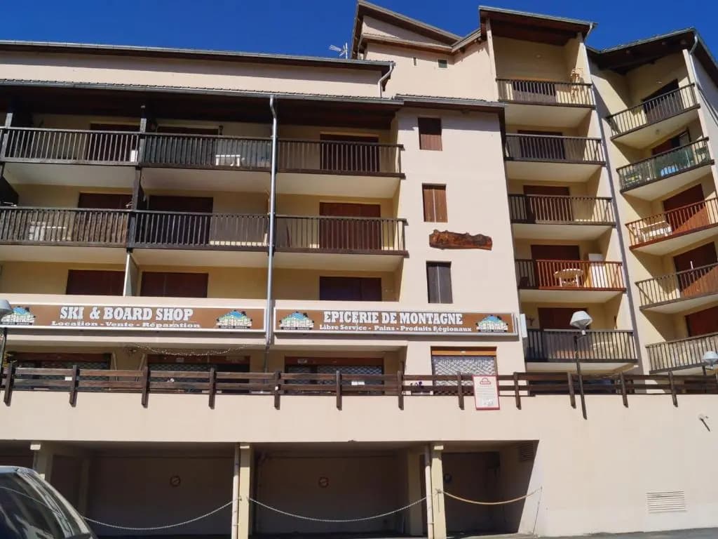 Appartement Enchastrayes, 1 pièce, 4 personnes - FR-1-165A-22 - Photo 1