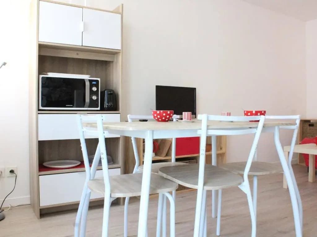 Appartement La Rochelle, 1 pièce, 2 personnes - FR-1-246-110 - Miniature 8