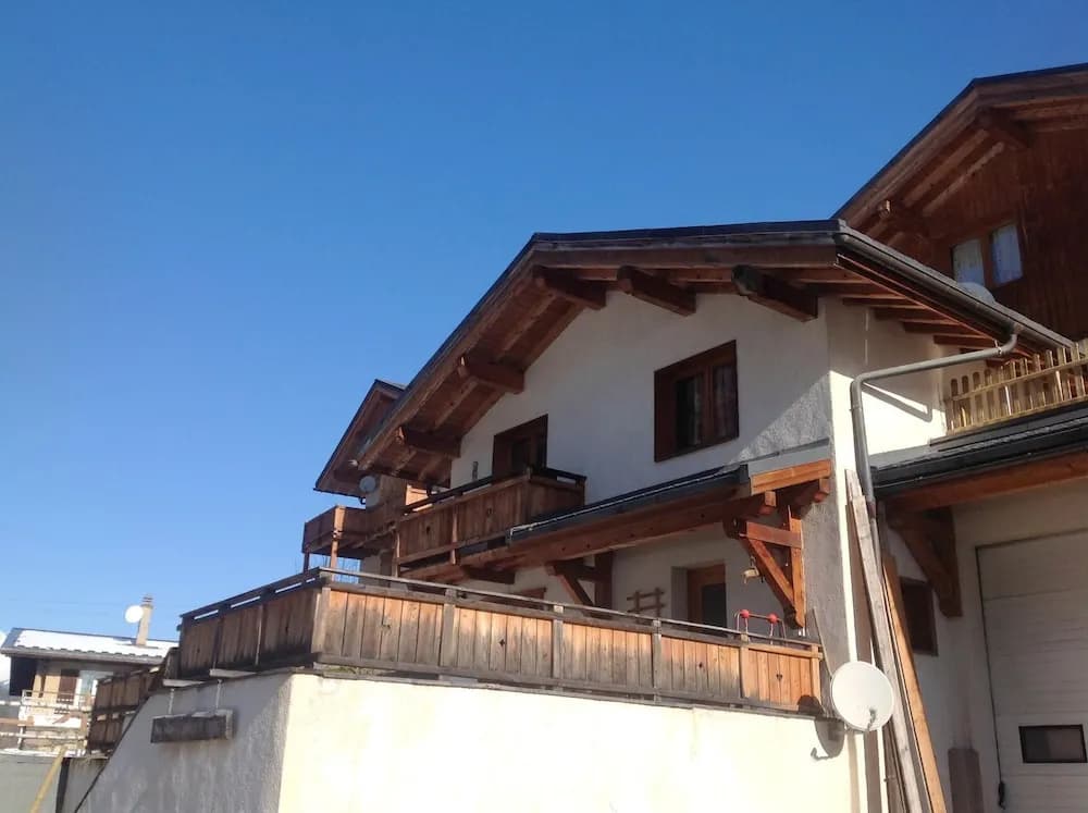 Apartment With 3 Bedrooms in Peisey-nancroix, With Wonderful Mountain View, Enclosed Garden and Wifi - 22 km From the Slop...