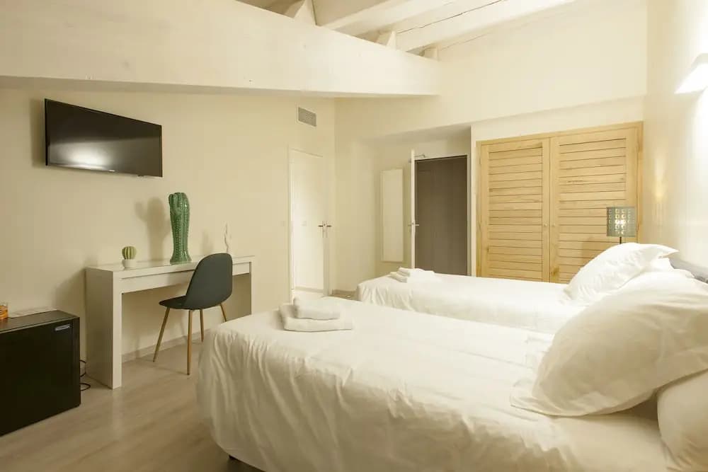 Hotel restaurant des Maures - Photo 3