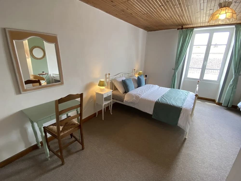 L ancien Cafe - Luxury Suites and Gites - Photo 5