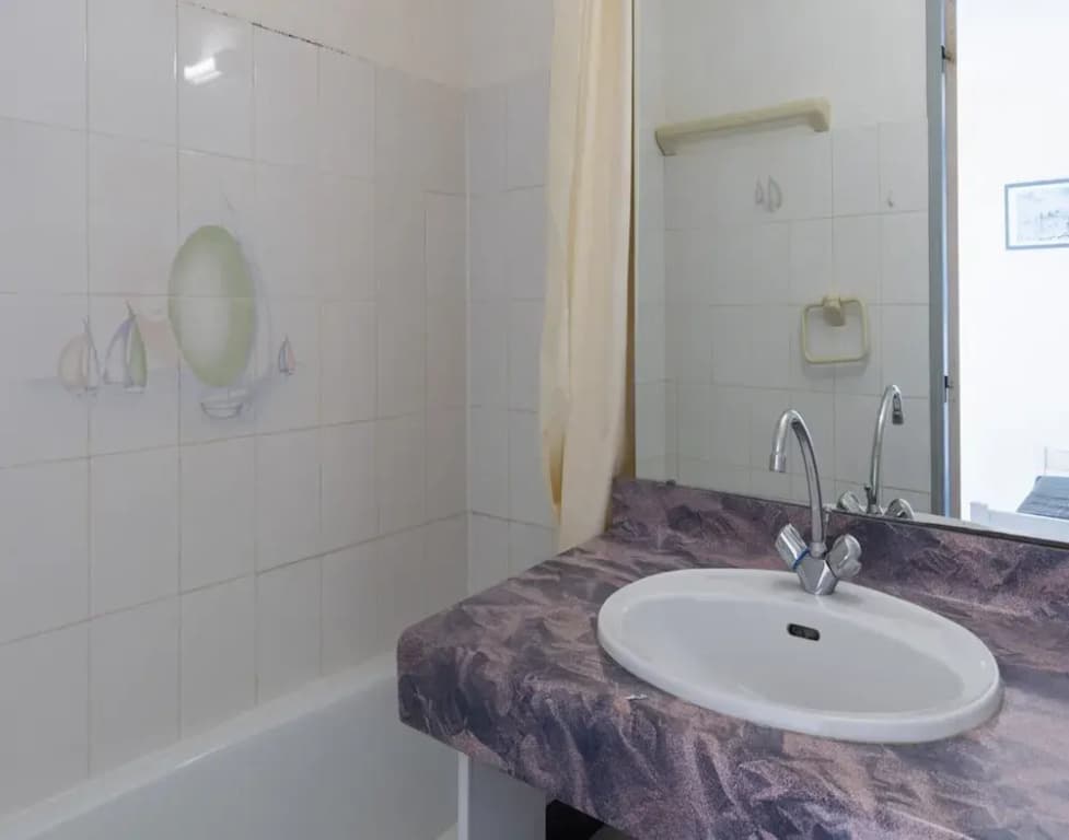 Apartment in Agde Near Sandy Beach - Miniature 8