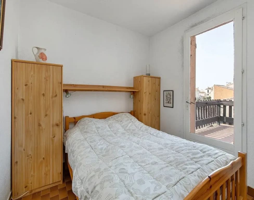 Seaside Family Apartment in Agde - Photo 3