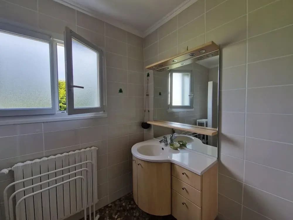 Family-friendly Holiday Home Near the Coast - Miniature 7