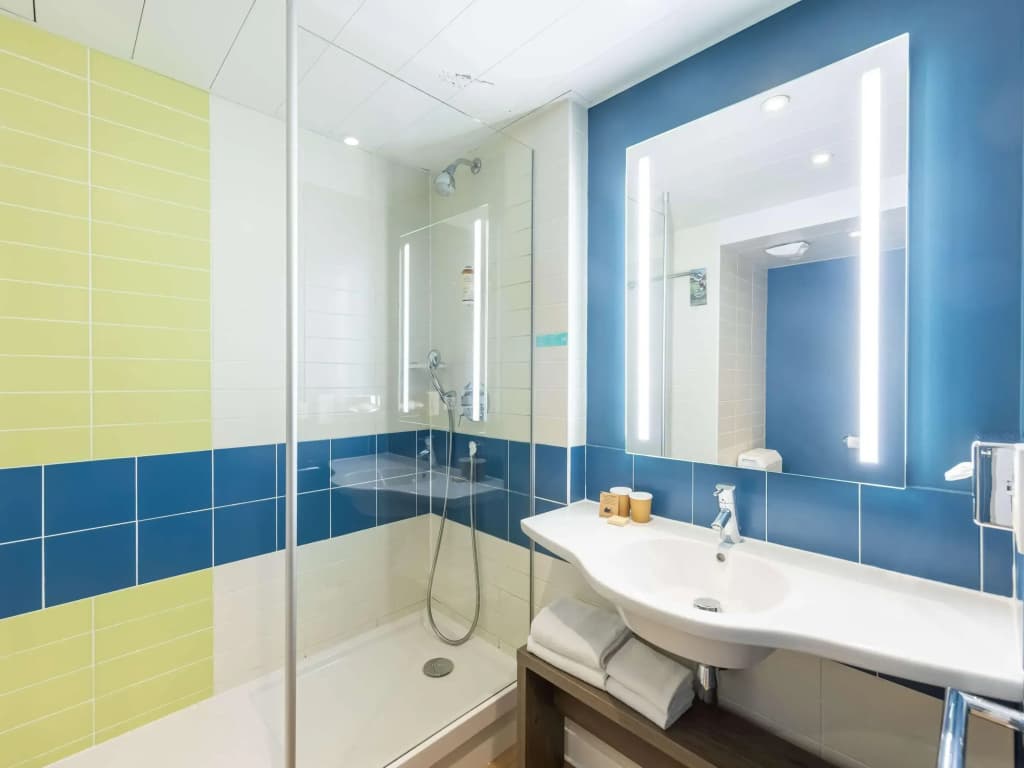 Mercure Paris Massy Gare TGV - Miniature 8