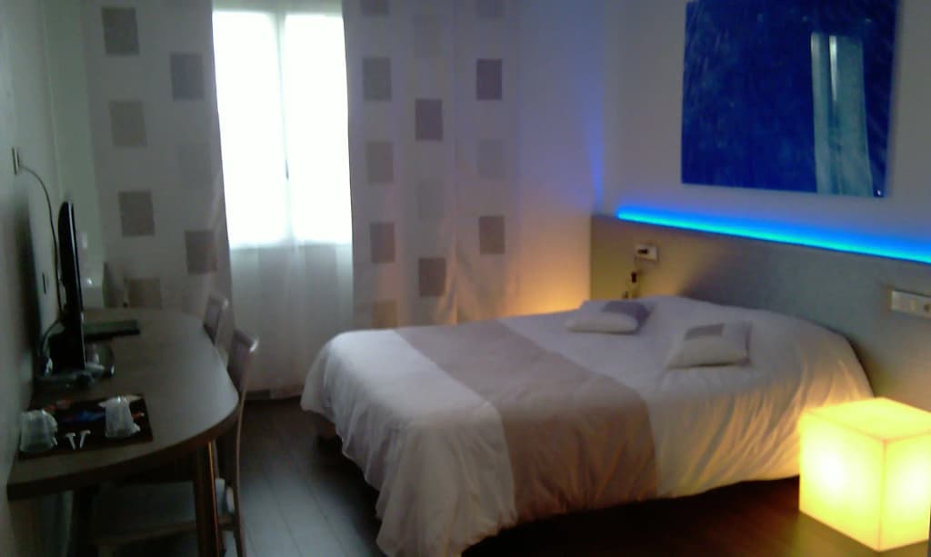 Logis Hôtel Spa Chez Camillou - Photo 3