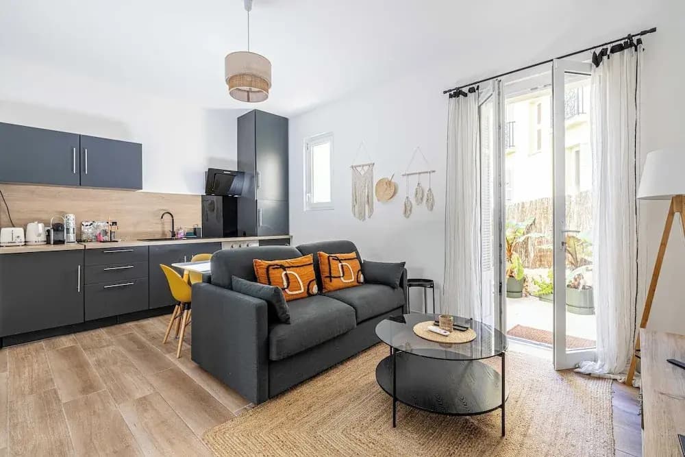 Superb 1br/2p in the Heart of Cannes - Balcony - Photo 1