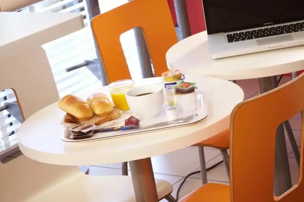 HOTEL Eco Green ex. Premiere Classe - Photo 5
