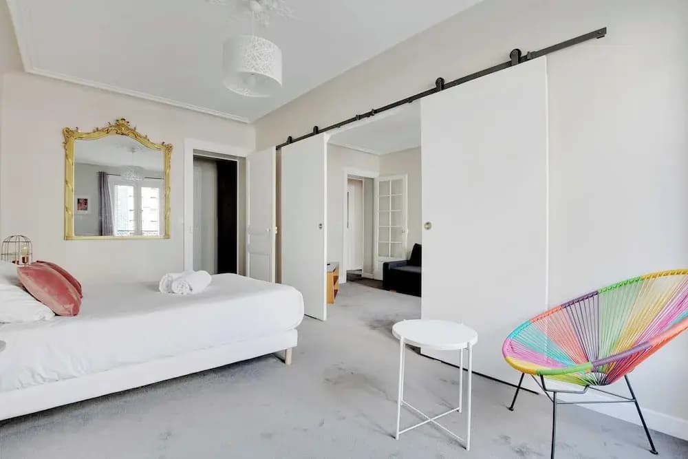 Bright Apartment - 2br-4p - Belleville - Photo 5