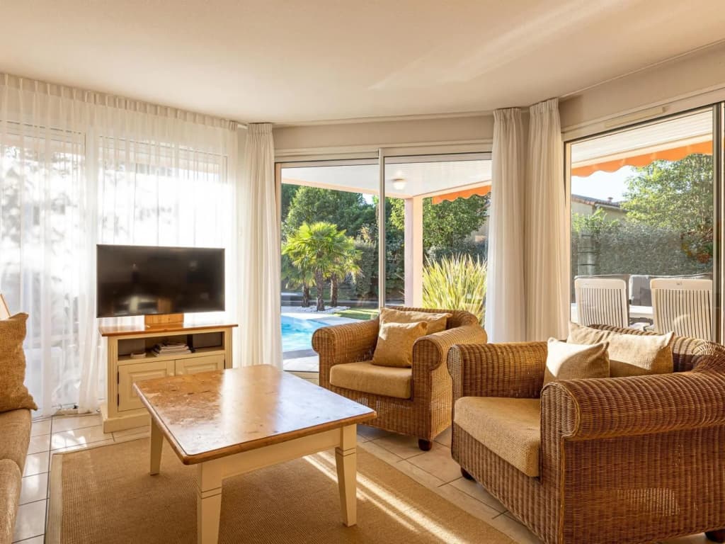 Luxurious Villa With Private Pool in the Vendee - Photo 4