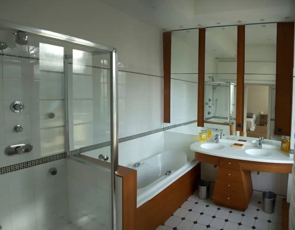 Les Cèdres chambres d'hôtes - Miniature 6