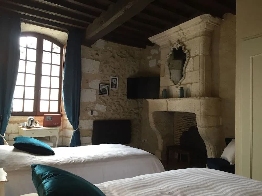Hostellerie Les Griffons - Photo 2