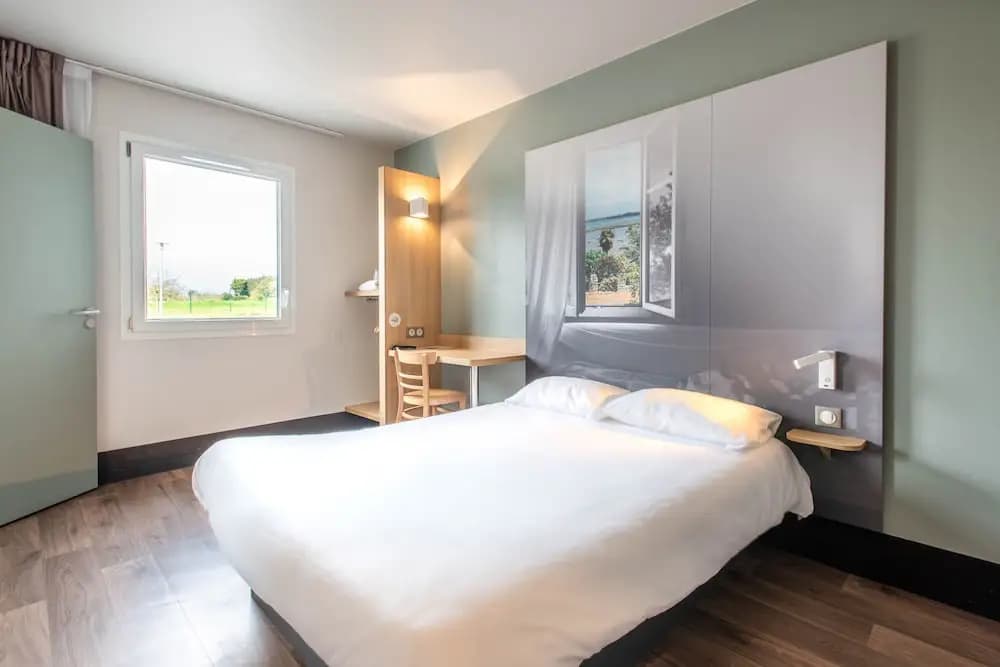 B&B HOTEL Vannes Ouest Golfe du Morbihan - Miniature 6