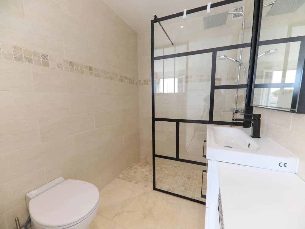 Attractive Holiday Home in Port Grimaud With Jetty - Miniature 7