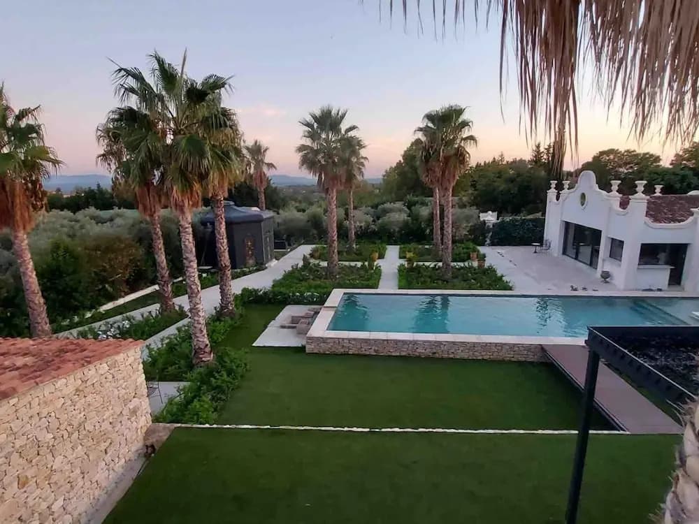 Chambre Luxe Piscine Jardin vue Solarium Palmeraie - Photo 4