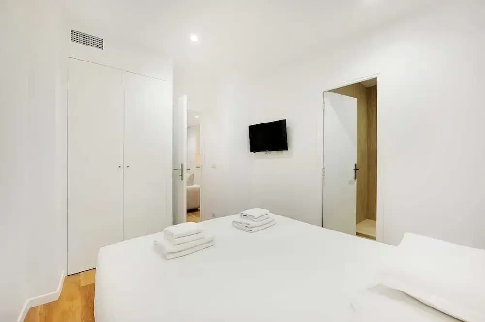 Authentic Apartment - 1br/4p - Sentier - Miniature 6