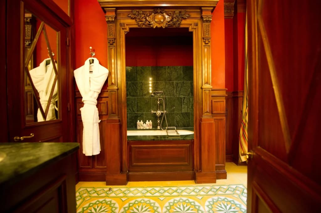 L'Hotel - Miniature 8