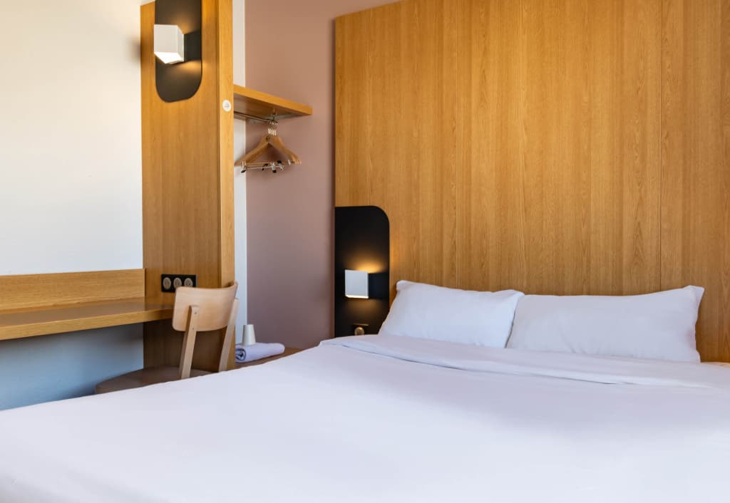 B&B HOTEL Grenoble Centre Verlaine - Photo 3