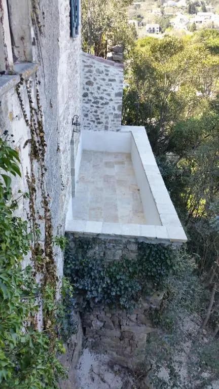Petit appart dans dépendance château Salavas - Photo 2
